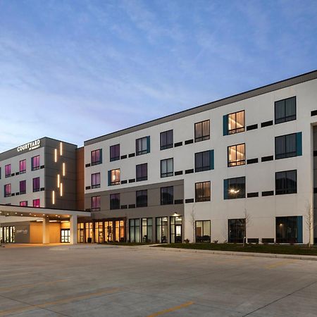 Courtyard By Marriott Беттендорф Екстер'єр фото